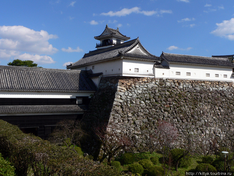 Замок Коти Коти, Япония