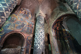 храм с фресками в монастыре Eski Gumusler