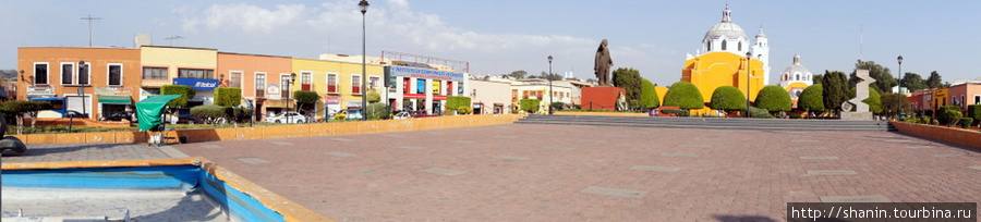 Панорама центральной площади Тласкала-де-Хикотенкатль, Мексика