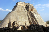 Пирамида в Ушмале