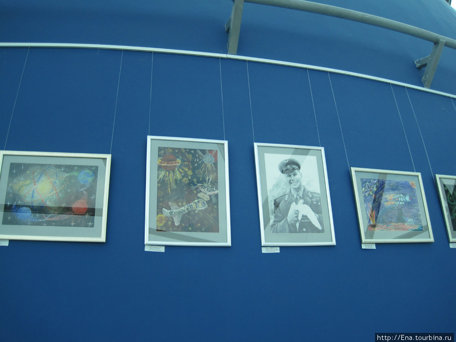 Выставка детских работ в Ярославском планетарии Ярославль, Россия