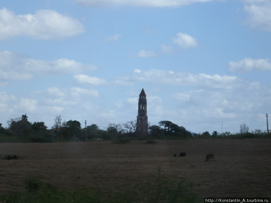 вид башни с автописты Куба