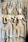 Апсары на барельефах Ангкор Вата