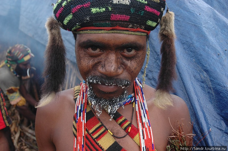 Иногда встречаются вообще гламурные персонажи. Папуа, Индонезия