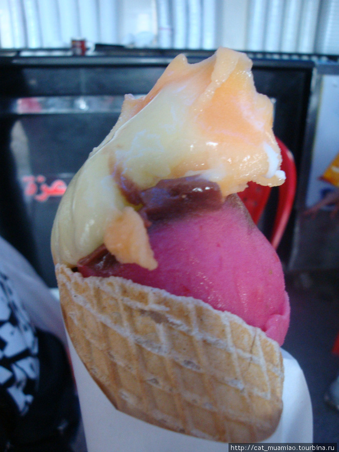Вкусное мороженое со свежим соком.Там была и мякость разных фруктов! Александрия, Египет