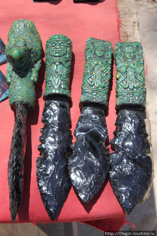 Жертвенные ножи Чичен-Ица город майя, Мексика