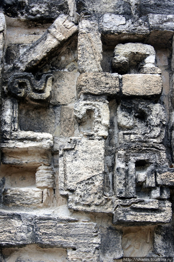 Украшения из камня Шпухиль, Мексика