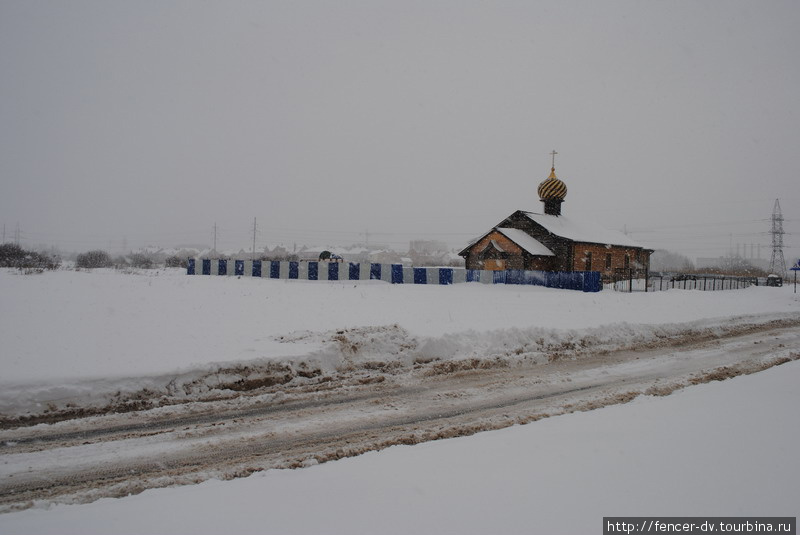 Церквушку построили недавно Калининград, Россия
