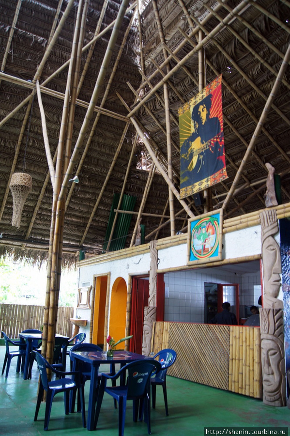 Кафе в Ливингстоне Пуэрто-Барриос, Гватемала