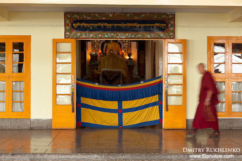 Тибетский буддизм в МкЛеод Ганж. Химачал Прадеш, Индия Маклеод Гандж, Индия