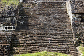Каменная лестница пирамиды