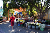 Цветочный рынок на окраине центральной площади Чикимулы