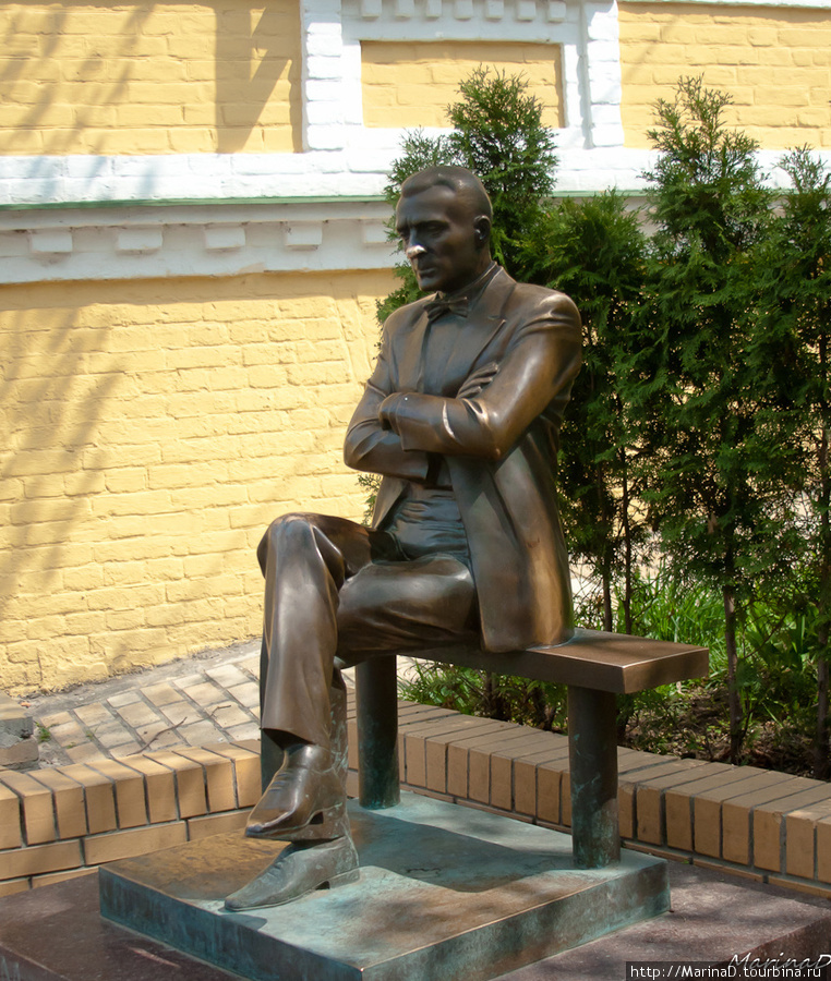 Памятник М.А. Булгакову