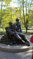 Мемориал ветеранов Вьетнама. Памятник медсестрам