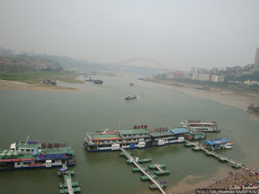 Слияние двух рек Чунцин, Китай