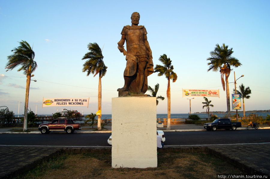 Памятник Гранада, Никарагуа