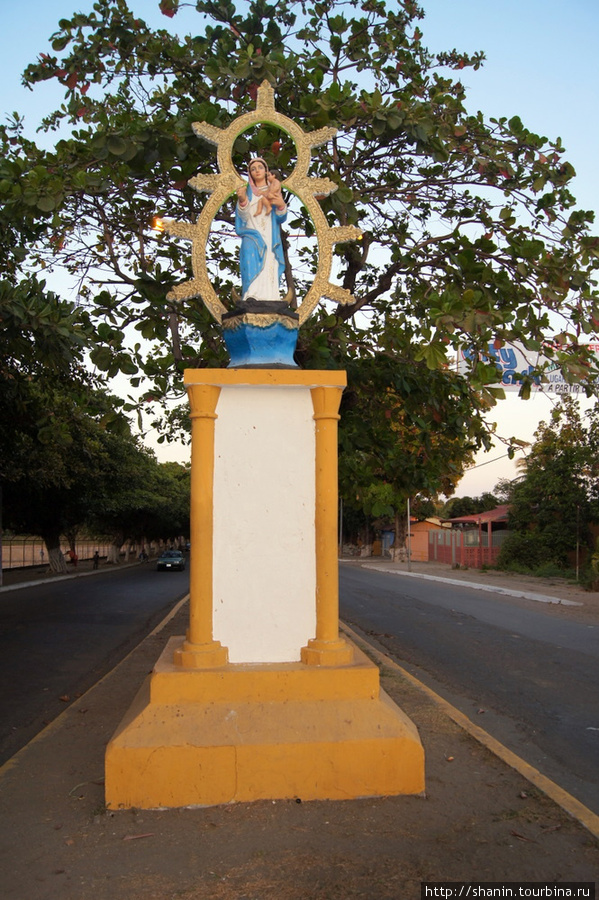 Бульвар Гранада, Никарагуа