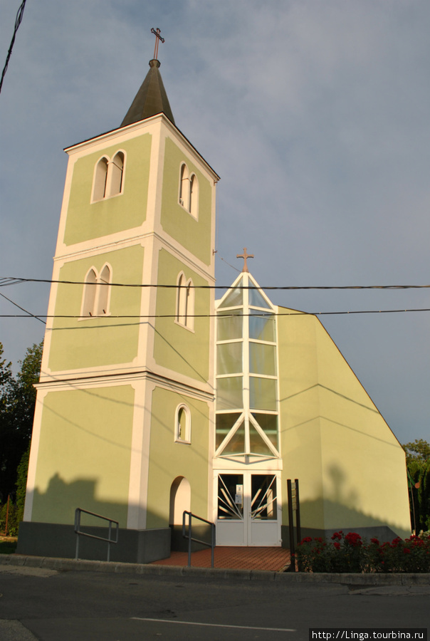 Церковь Сердца Христова Хевиз, Венгрия
