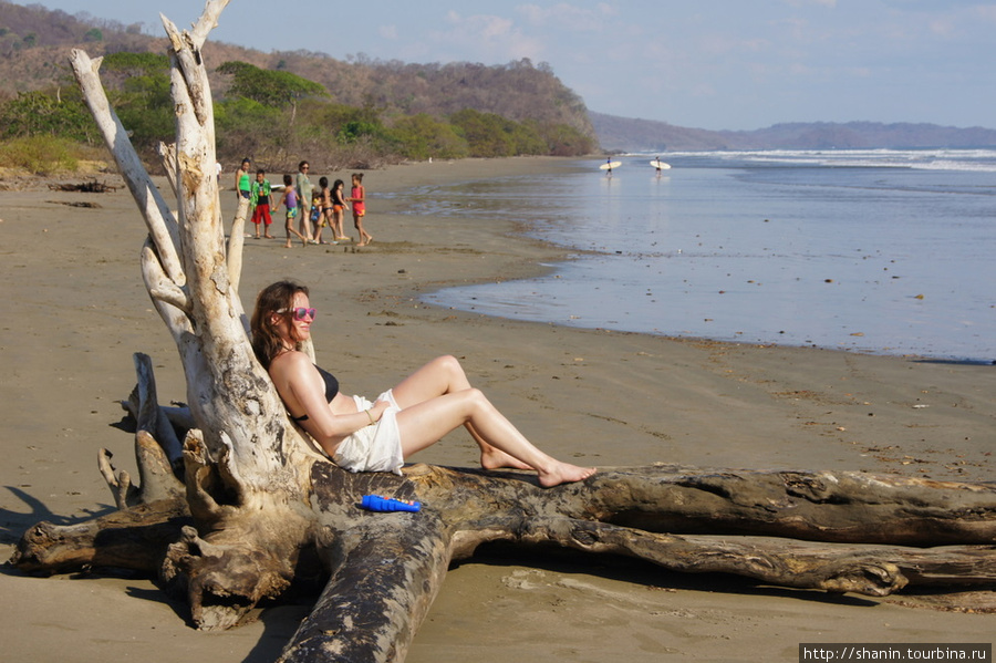 На пляже Хермоза Сан-Хуан-дель-Сур, Никарагуа