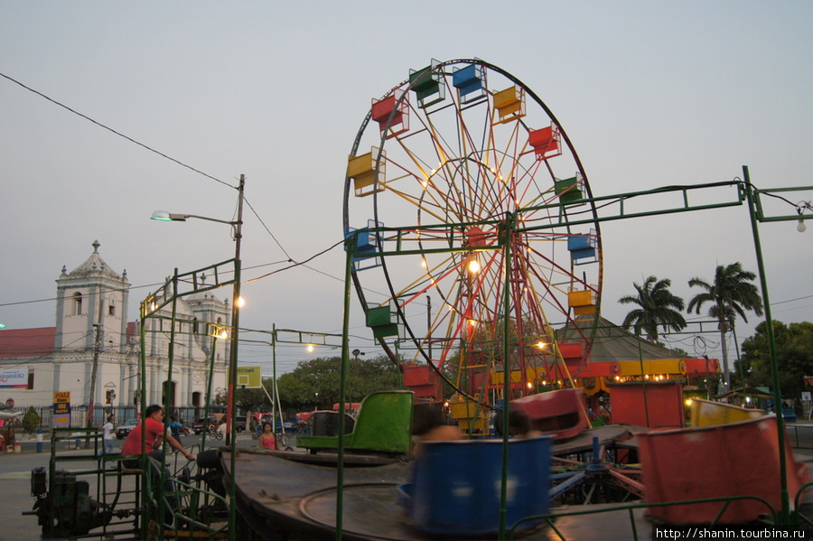 Колесо обозрения Ривас, Никарагуа