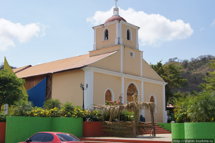 Церковь в Сан-Хуан-дель-Сур Сан-Хуан-дель-Сур, Никарагуа