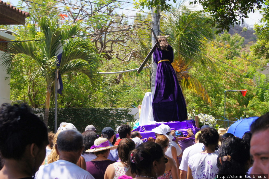 Торжественная процессия на Страстную Пятницу Сан-Хуан-дель-Сур, Никарагуа