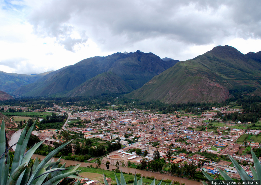Урубамба считается самым крупным поселением в священной долине Урубамба Урубамба, Перу