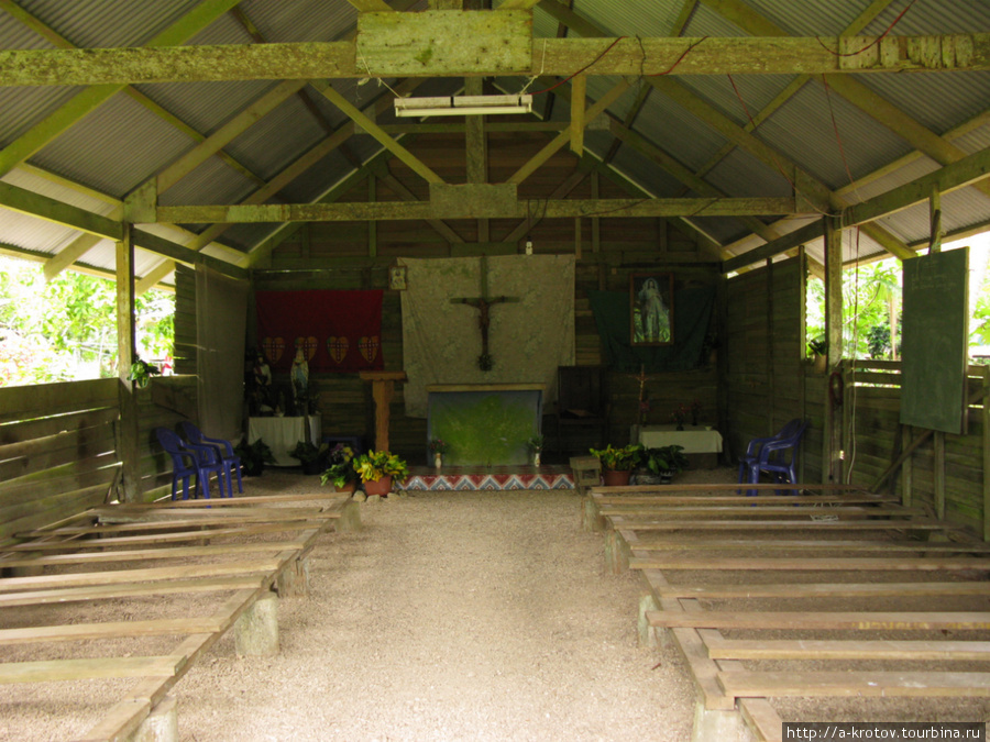 Деревенская церковь Ванимо, Папуа-Новая Гвинея