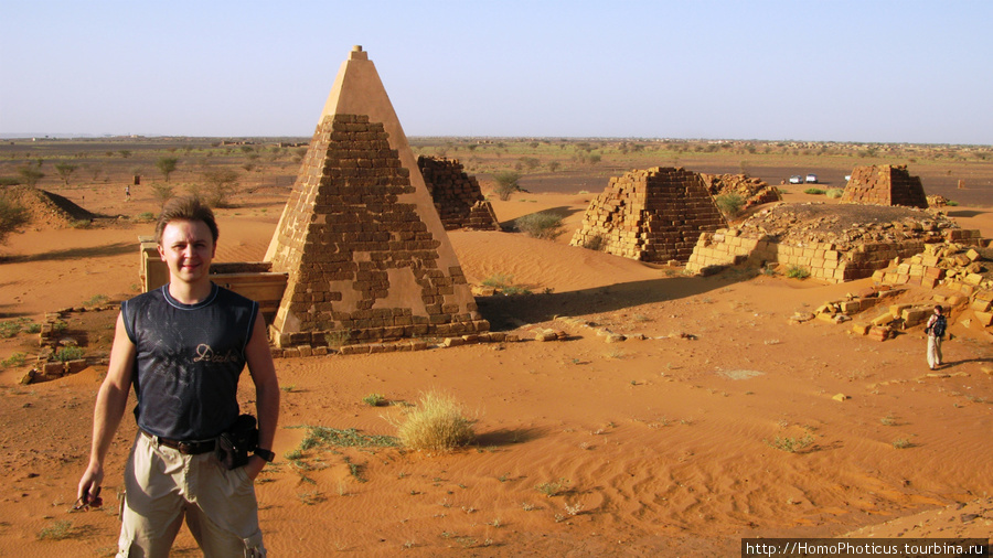 Мероэ,западный некрополь Судан