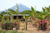 Вид с дороги на Мериду на вулкан Консепсьон