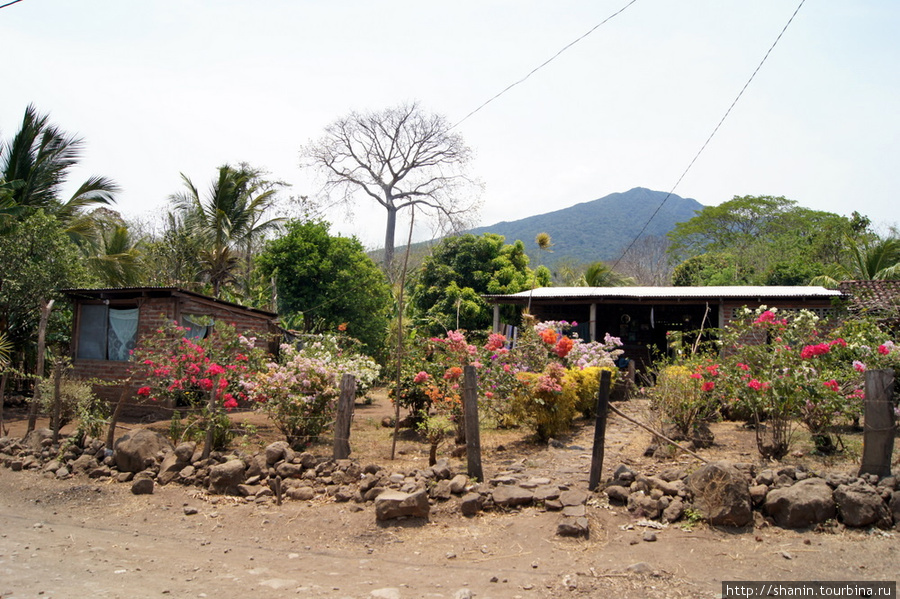 Дорога на Мериду Остров Ометепе, Никарагуа