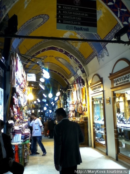 Гранд Базар -Капалы Чарши один из самых больших рынков мира. Стамбул, Турция