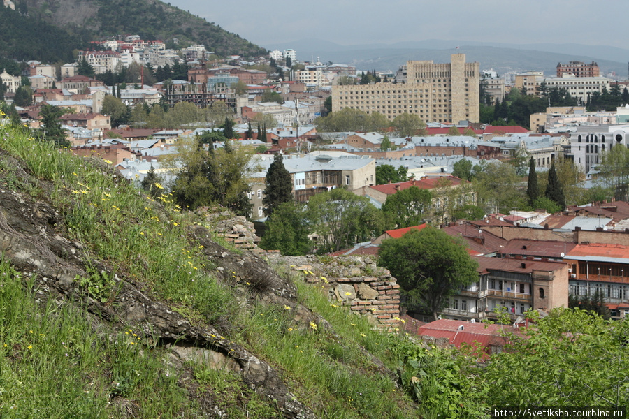 Mother Georgia - сверху все видно Тбилиси, Грузия