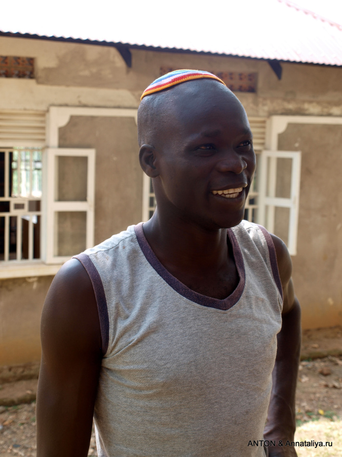 Мужчина общины абаюдая Мбале, Уганда
