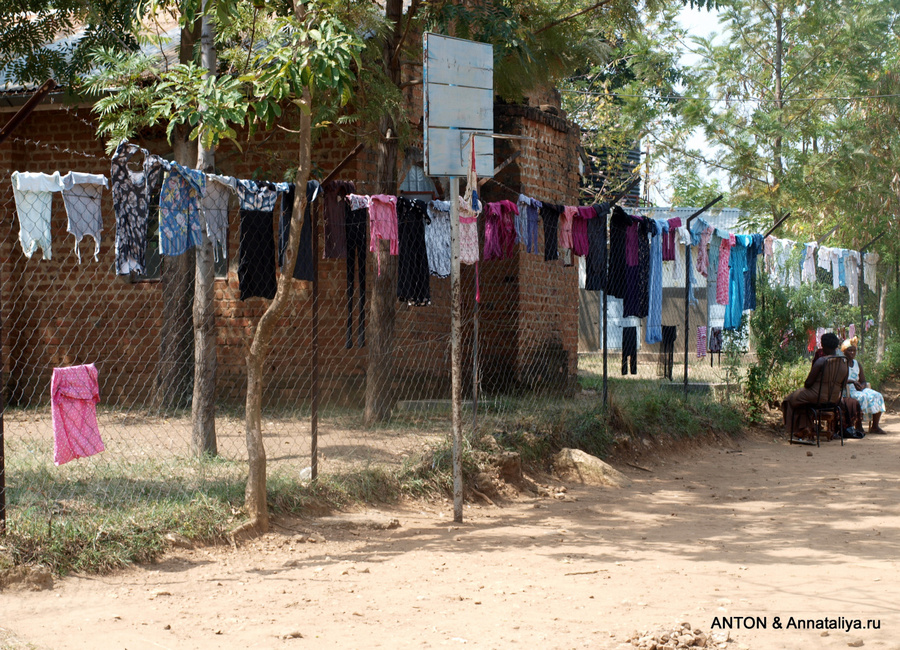 Жизнь в общине Мбале, Уганда