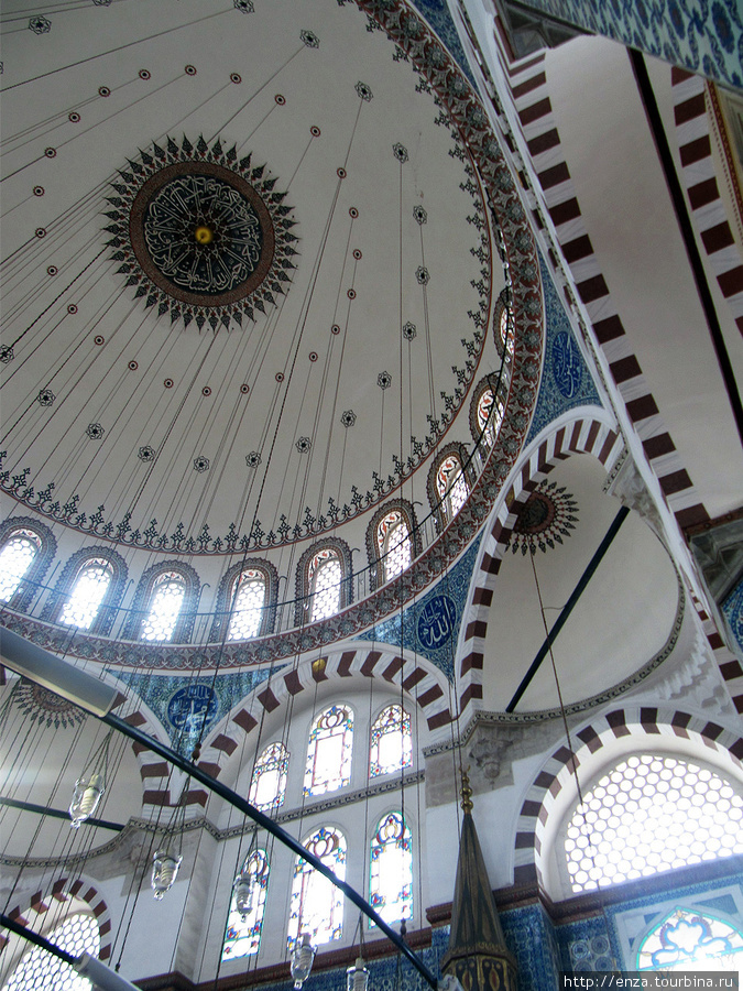 Мечеть Рюстем-Паши Стамбул, Турция