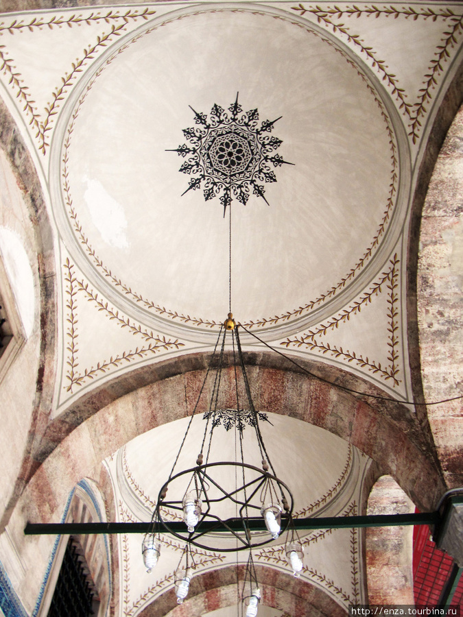 Мечеть Рюстем-Паши Стамбул, Турция