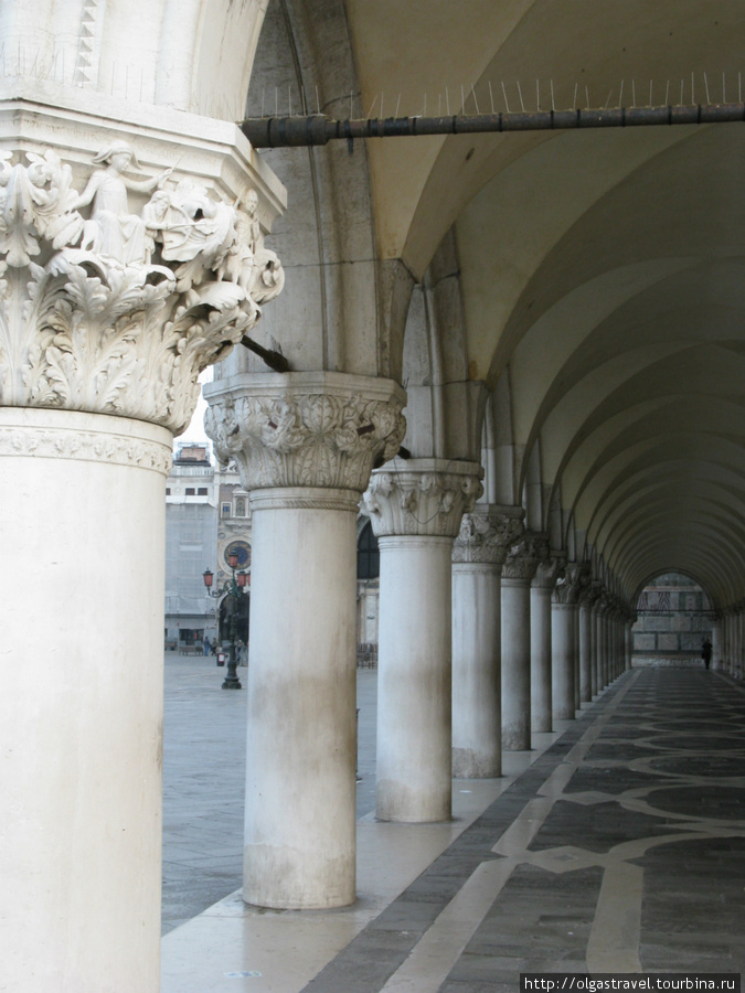 Колонны собора Святого Марка. Венеция, Италия