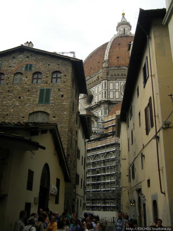 Здесь была мастерская Микеланджело. Флоренция, Италия