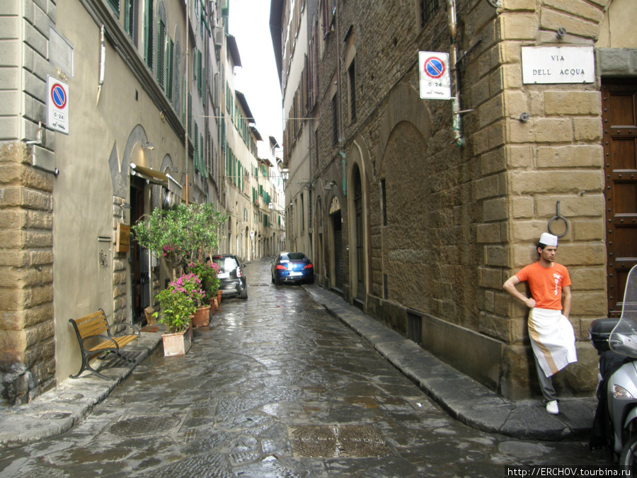 Узкие улочки Флоренции Флоренция, Италия