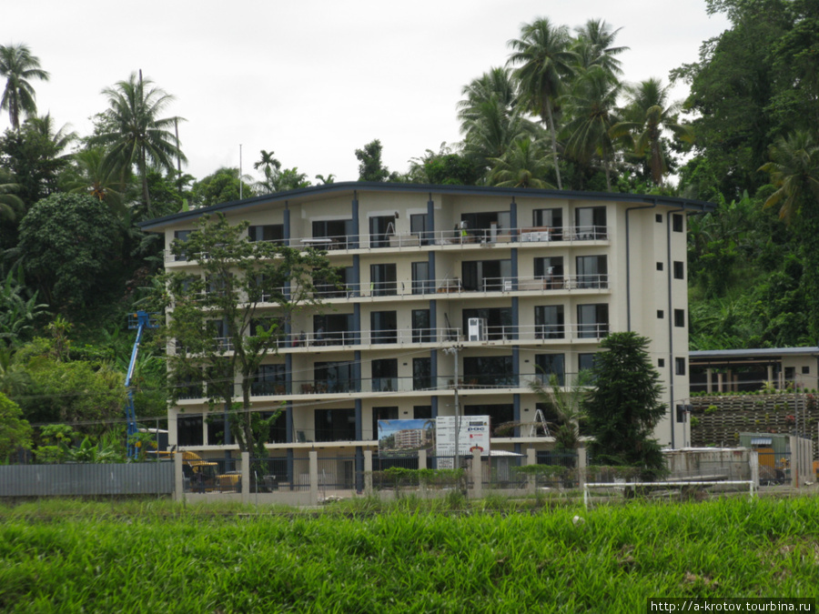 Крупнейший в провинции жилой дом — для богачей Лае, Папуа-Новая Гвинея