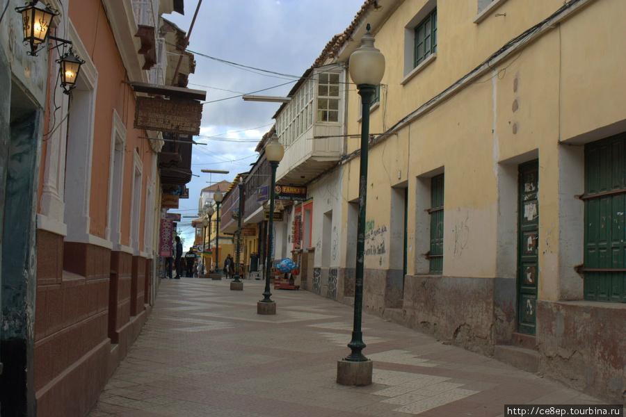 Пешеходная улица Потоси, Боливия