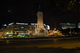 Авенида Свободы упирается в знаменитую площадь Маркус де Помбал