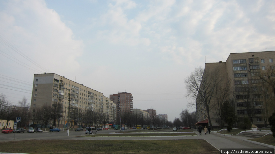 Бровары (2011.04). Прогулки по городу Бровары, Украина