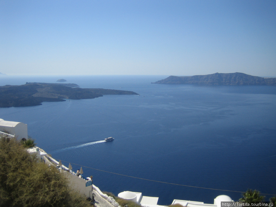 Над морем голубым есть остров... Остров Санторини, Греция