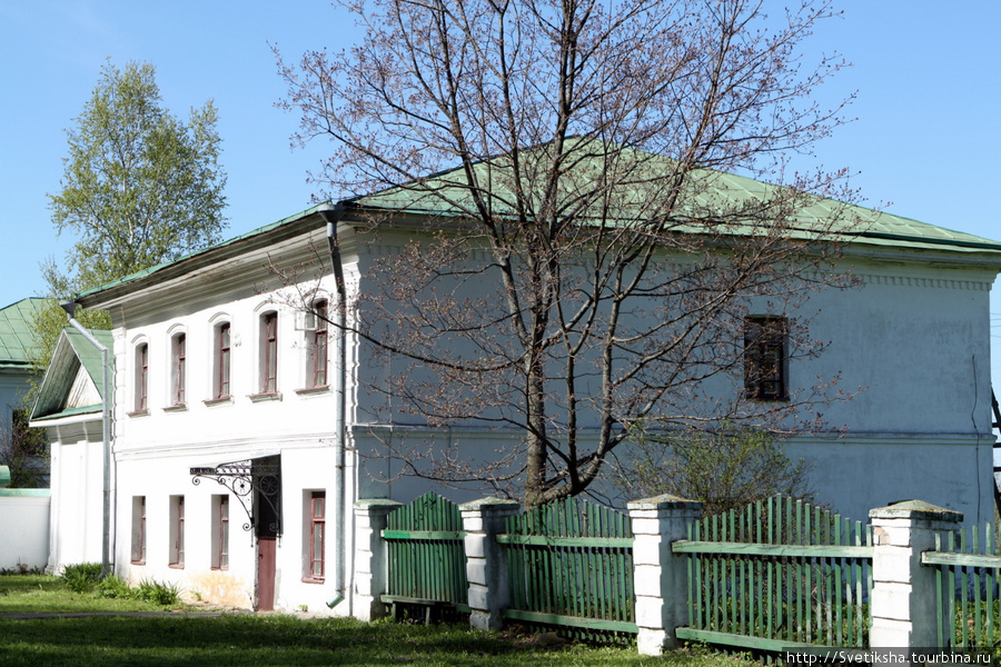 Усадьба Некрасова в пригороде Ярославля Карабиха, Россия