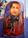 Другой герой — действующий президент Уго Чавес. Строитель социализма и противник США. Исчезающие цены на топливо, бесплатные автодороги и дешевый транспорт — венесуэльцы любят своего президента!