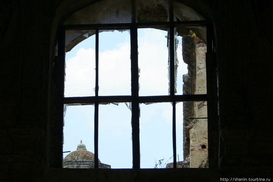 Руины кафедрального собора Антигуа, Гватемала