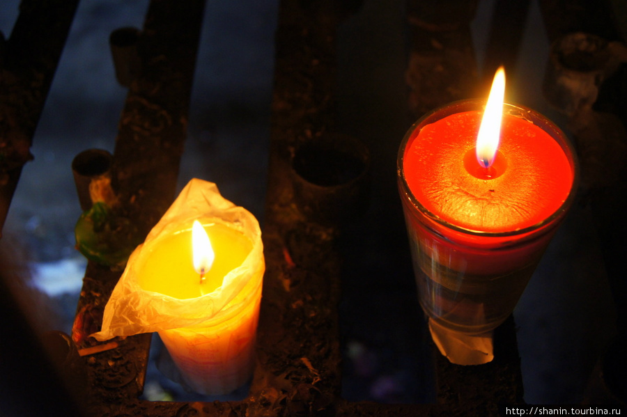 Свечи Антигуа, Гватемала