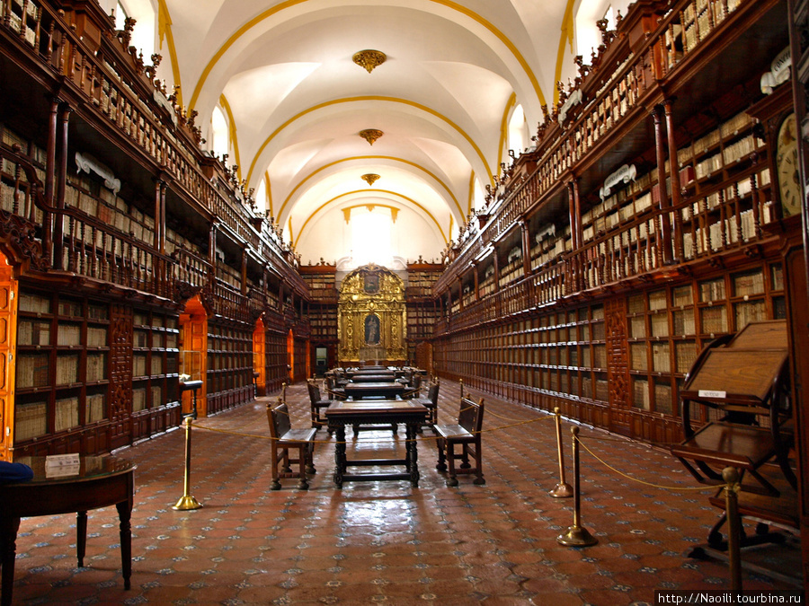 Библиотека Палафоксиана Пуэбла, Мексика